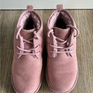 Rose Uggs